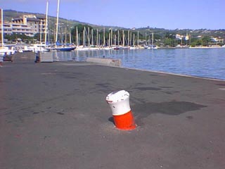 Cannon's on the quay